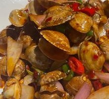 Spicy Stir-Fried Clams