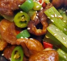 Spicy Pork Intestines Stir-fry