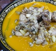 Golden Soup Garlic Frog Legs