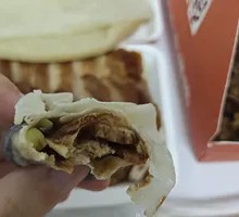 Le Ya Song Lotus Leaf Pancake