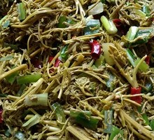 Cold-Mixed Mulan Shoots