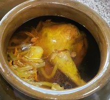 Five-Finger Millettia Papaya Ginseng Chicken Soup