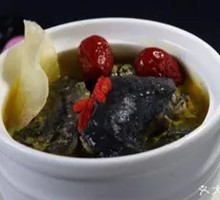 Nourishing Shan Yao Red Date Chicken Soup