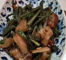 Preserved Meat with Red Mustard Greens