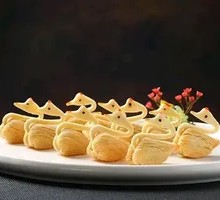 Swan Pastry