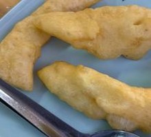 Oil-fried dough ball