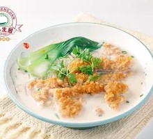 Fried Pork with Vermicelli Soup