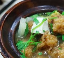 Vegetarian Dumplings in Clay Pot