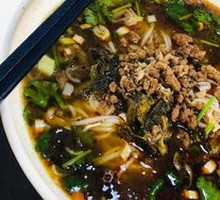 Sour Cabbage with Minced Pork Rice Noodles