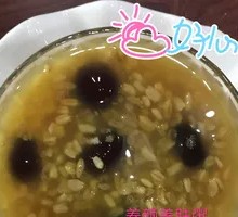 Wild Millet and Jujube Porridge