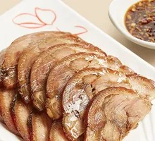 Braised Pork Elbow in Old Soup