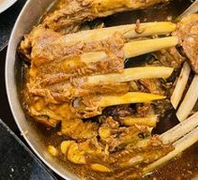 Family Feast Pot