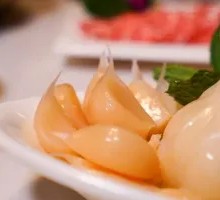 Sweet Pickled Garlic