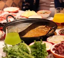 Yin-Yang Hot Pot