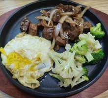 Black Pepper Steak on Iron Plate