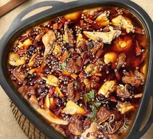 Fattened Intestine Chicken Pot with Fermented Black Bean Sauce