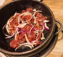 Hand-Cut Fresh Beef