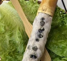 Luo Dou Dou Snail Meat Shrimp Paste