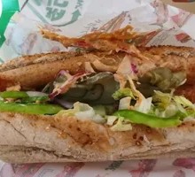 Aromatic Tuna Sandwich