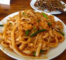 Stir-Fried Noodles with Meat