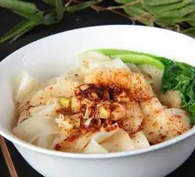 Oil-Poured Noodles
