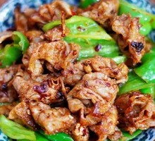 Stewed Pork Intestines with Noodles