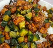 Stir-Fried Chicken with Sauce