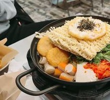 Two-Person Military Rice Cake Hot Pot