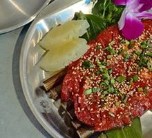 Fruit-Infused Steak