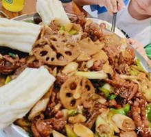 Soy Sauce Stir-Fried Chicken