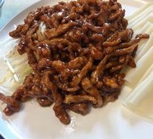 Beijing-style Shredded Pork in Soy Sauce