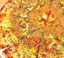 Classic Italian Meat Sauce Pizza