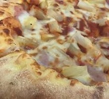 Hawaiian Pizza