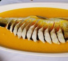 Chicken-Flavored Large White Fish