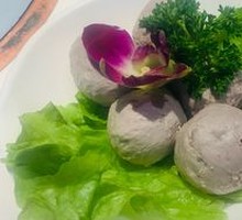 Hand-Pounded Beef Tendon Balls