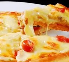 Fruit Queen Pizza