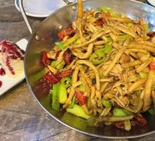 Spicy Tea Tree Mushroom Hot Pot