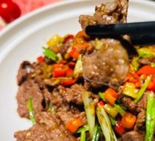 Sizzling Stir-Fried Beef with Pepper