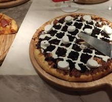 Crispy Chocolate Pizza