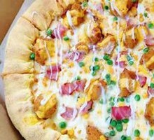 Golden Yolk Chicken Pizza