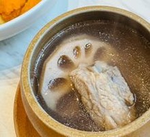 Braised Spare Ribs with Lotus Root from Honghu