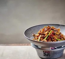 Spicy Dry Pot with Deer Antler Mushrooms