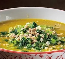 Minced Pork with Bok Choy in Clay Pot