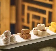 Imperial Four Delicacies