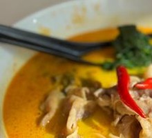 Herb Spicy Beef Noodles