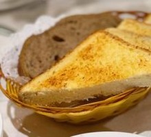 Roasted Garlic Bread