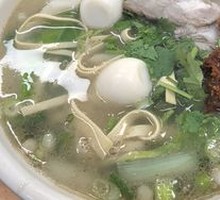 Henan Herbal Lamb Noodle Stew