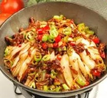 Spicy Pot-Braised Baby Bok Choy