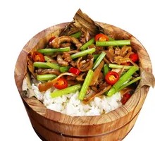 Smoked Bamboo Shoots with Pork Noodles