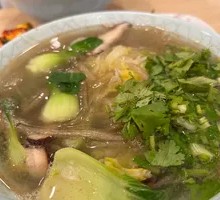 Shiitake Mushroom Clear Soup Noodles